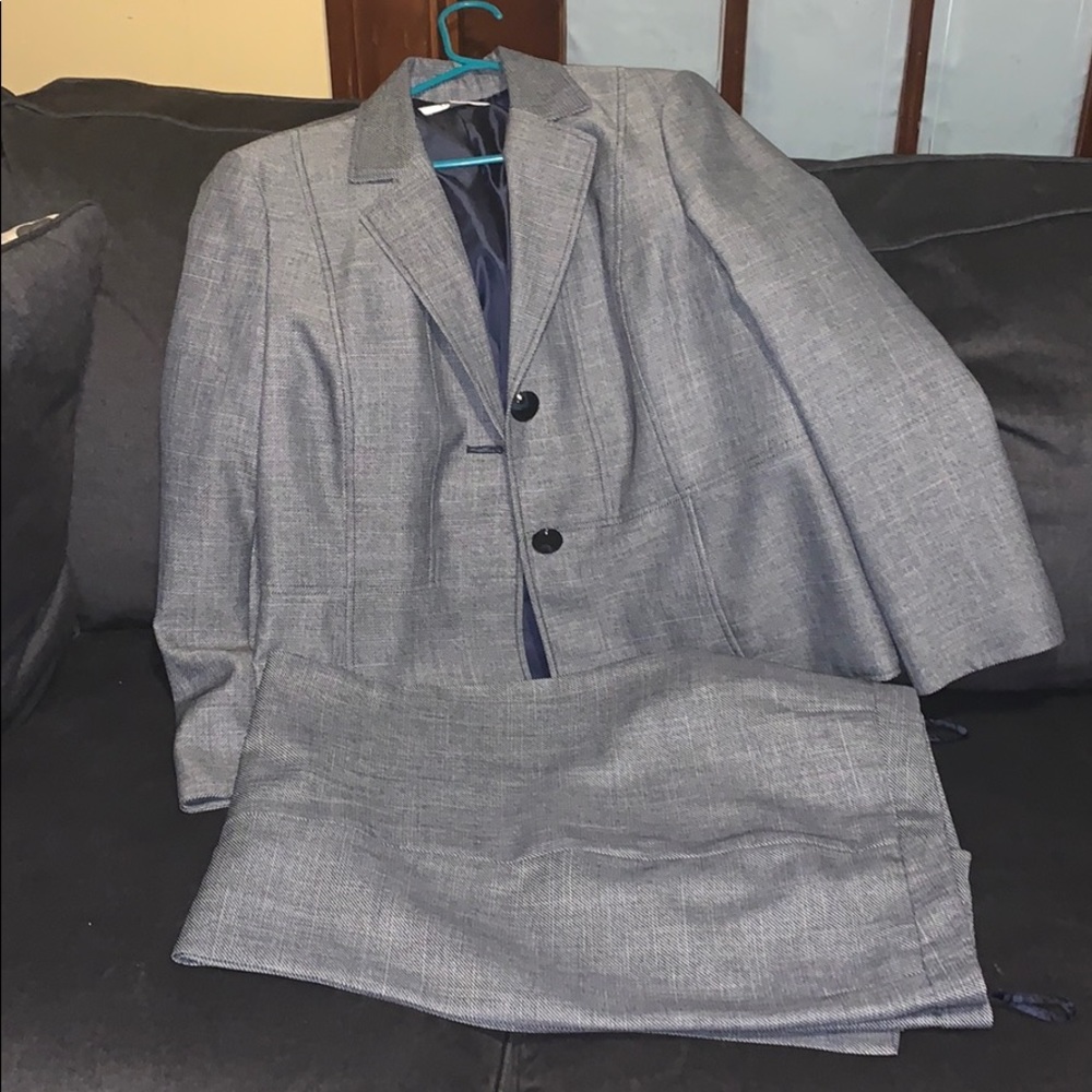 Blue tweed like 2 piece suit